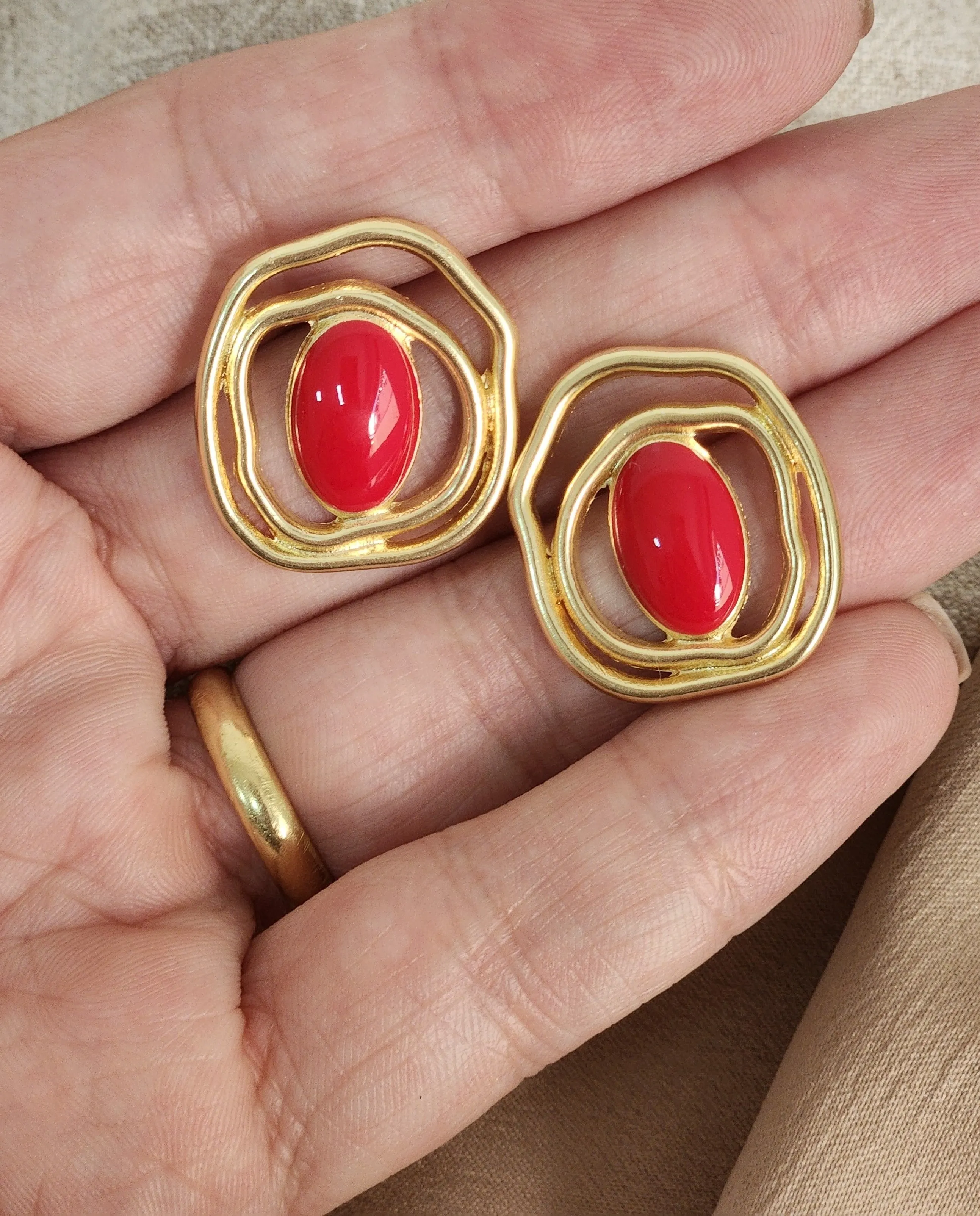 Brinco Orgânico Esmaltado Vermelho