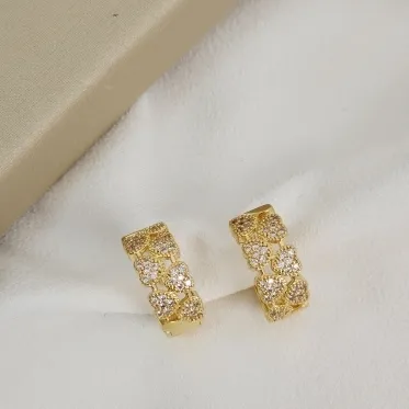 ARGOLA DE CORAÇÃO COM MICROZIRCONIA