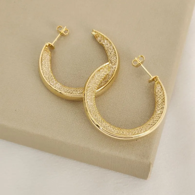 Argola Detalhes Trabalhado banhada Ouro 18k