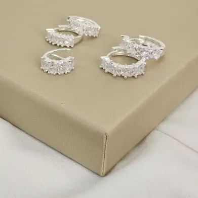 ARGOLA DUPLA ZIRCÔNIA COM PIERCING