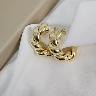 Brinco Argola Torcida Grossa Banhado a Ouro 18k