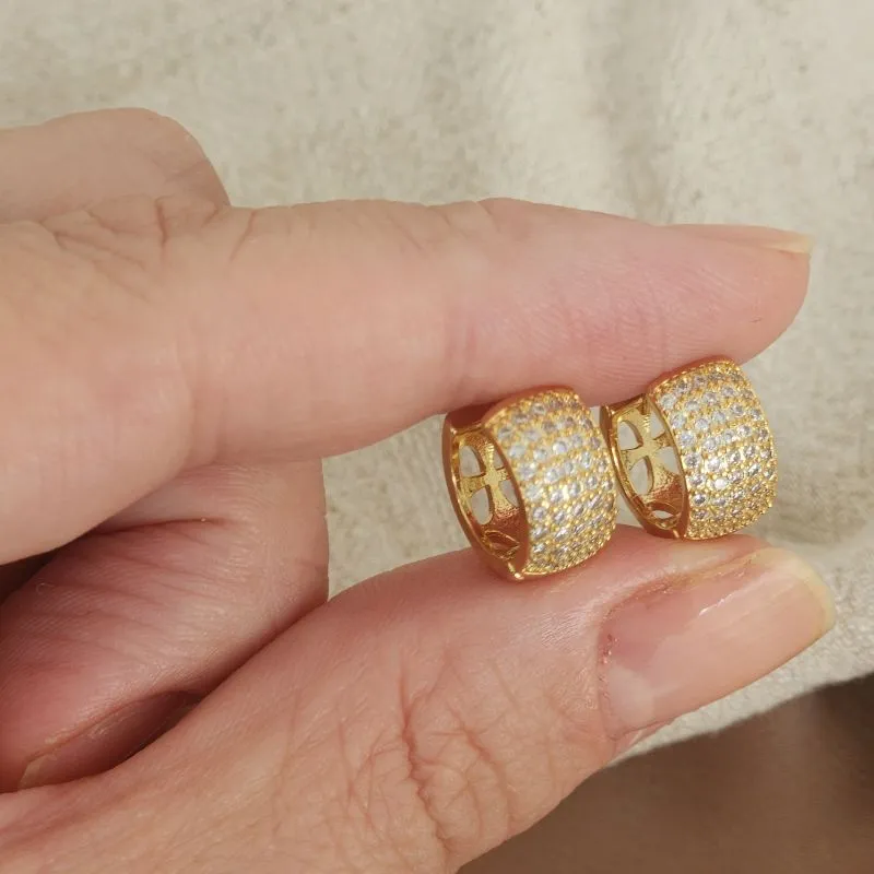 Brinco Argola Zircônia