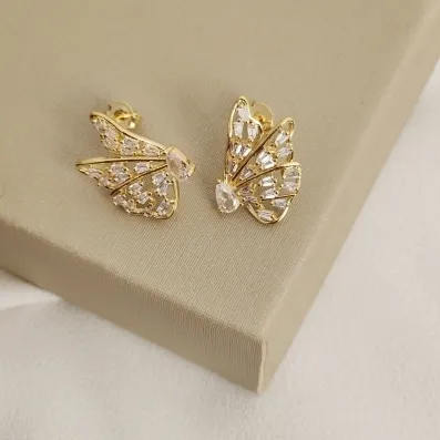BRINCO BORBOLETA COM ZIRCONIA CRISTAL