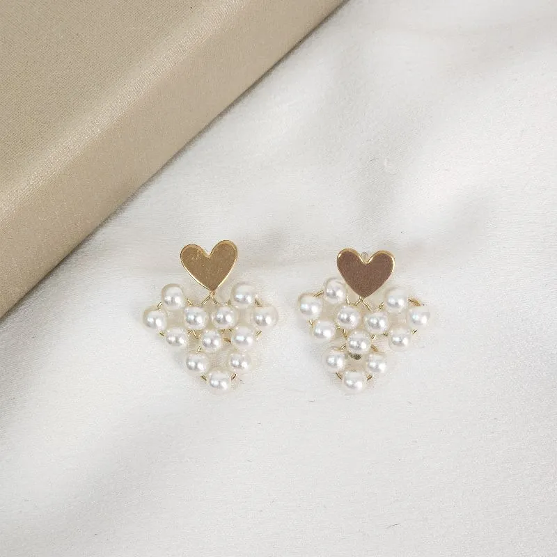 Brinco Coração Pérolas banhado Ouro 18k