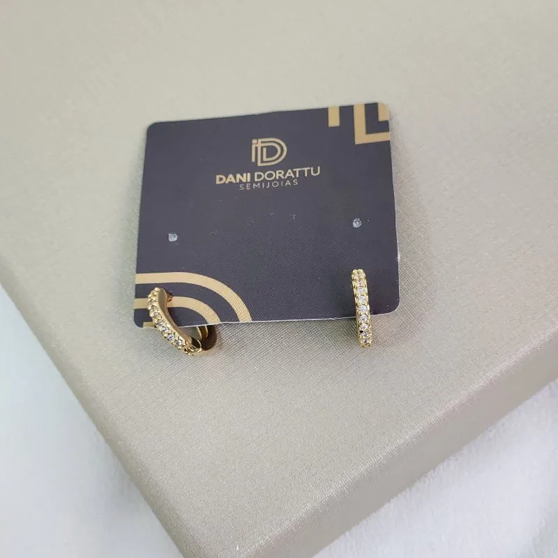 Brinco de argola zirconia