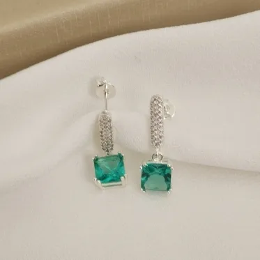 BRINCO DE ZIRCONIA
