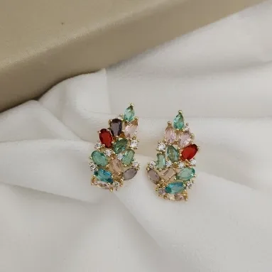 BRINCO EARCUFF  ZIRCONIA