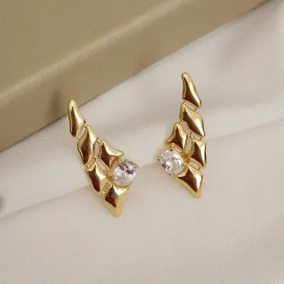 BRINCO TRABALHADO COM ZIRCONIA