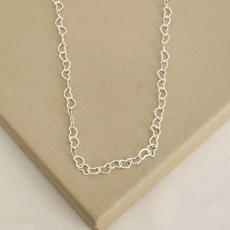 Colar Choker Delicado Coraçao Vazado