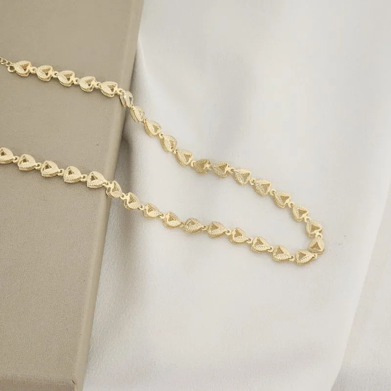 Colar choker metal