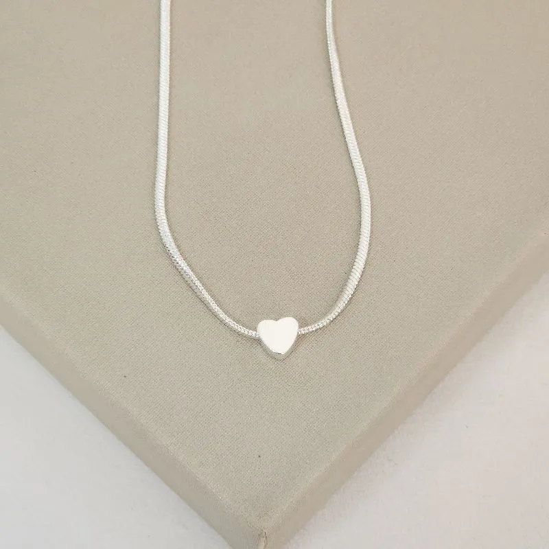 Colar Choker Pingente Coração