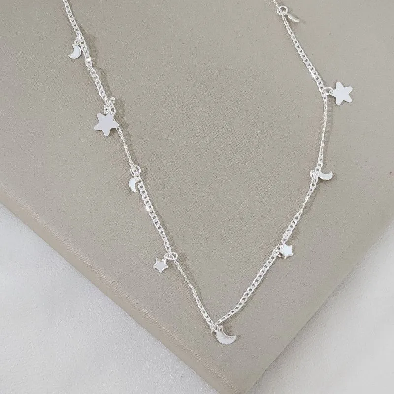 Colar Choker Pingente Lua e Estrela banhado Prata