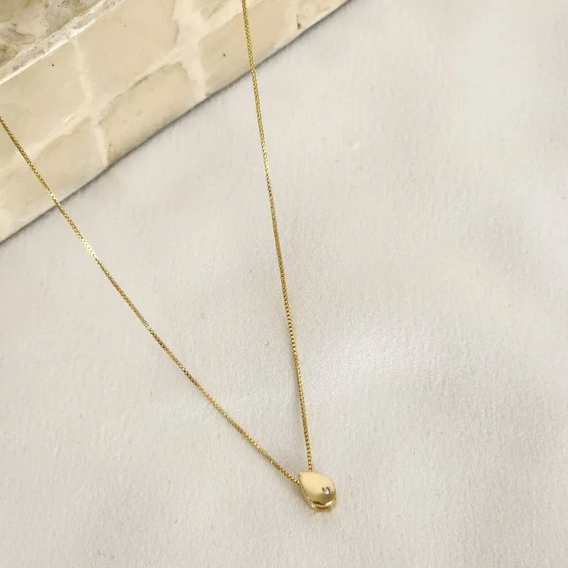 Colar Minimalista Delicado Gota Pequena banhado Ouro 18k