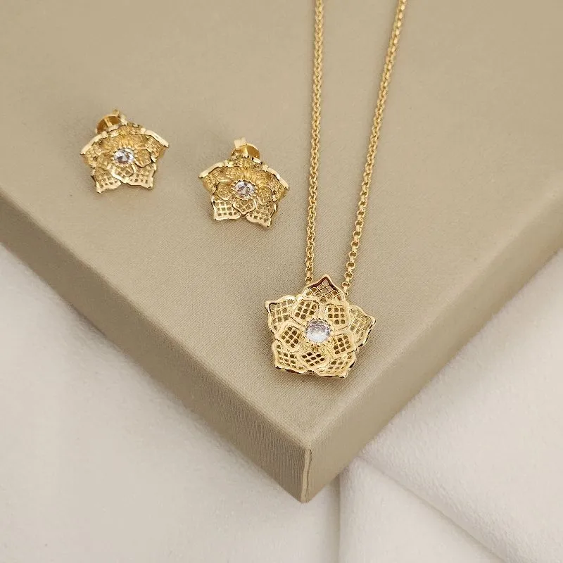 Conjunto Corrente Fina Flor Miolo Zircônia  banhado Ouro 18k