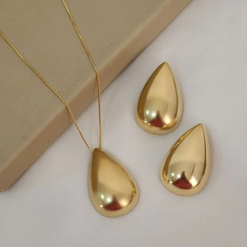 Conjunto Gota Brilho Acetinado