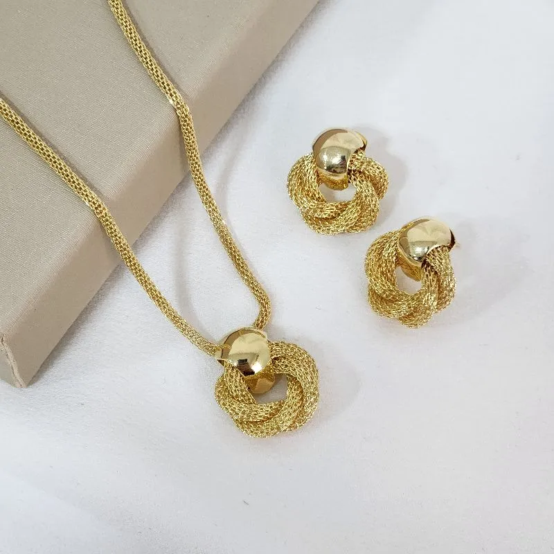 Conjunto Metal Corrente Trabalhada banhada Ouro 18k