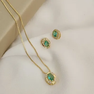 CONJUNTO OVAL COM ZIRCONIA
