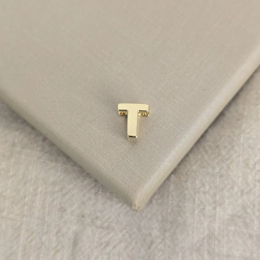 Pingente Letra T banhado ouro 18k