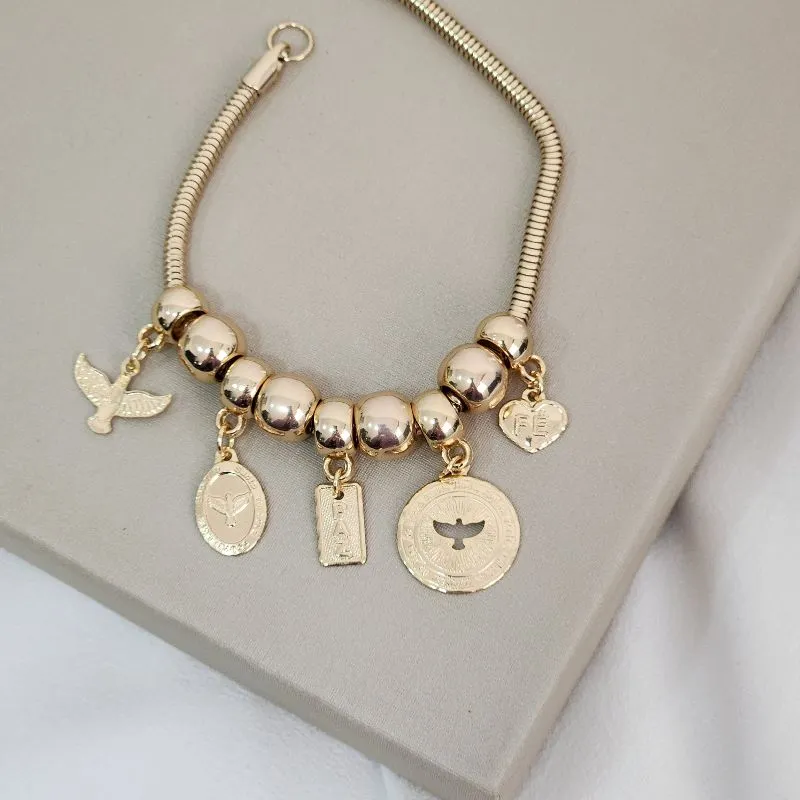 Pulseira com berloques