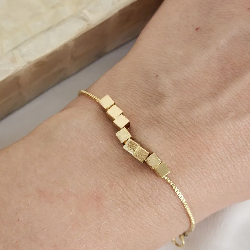 Pulseira Geométrica banhada Ouro 18k