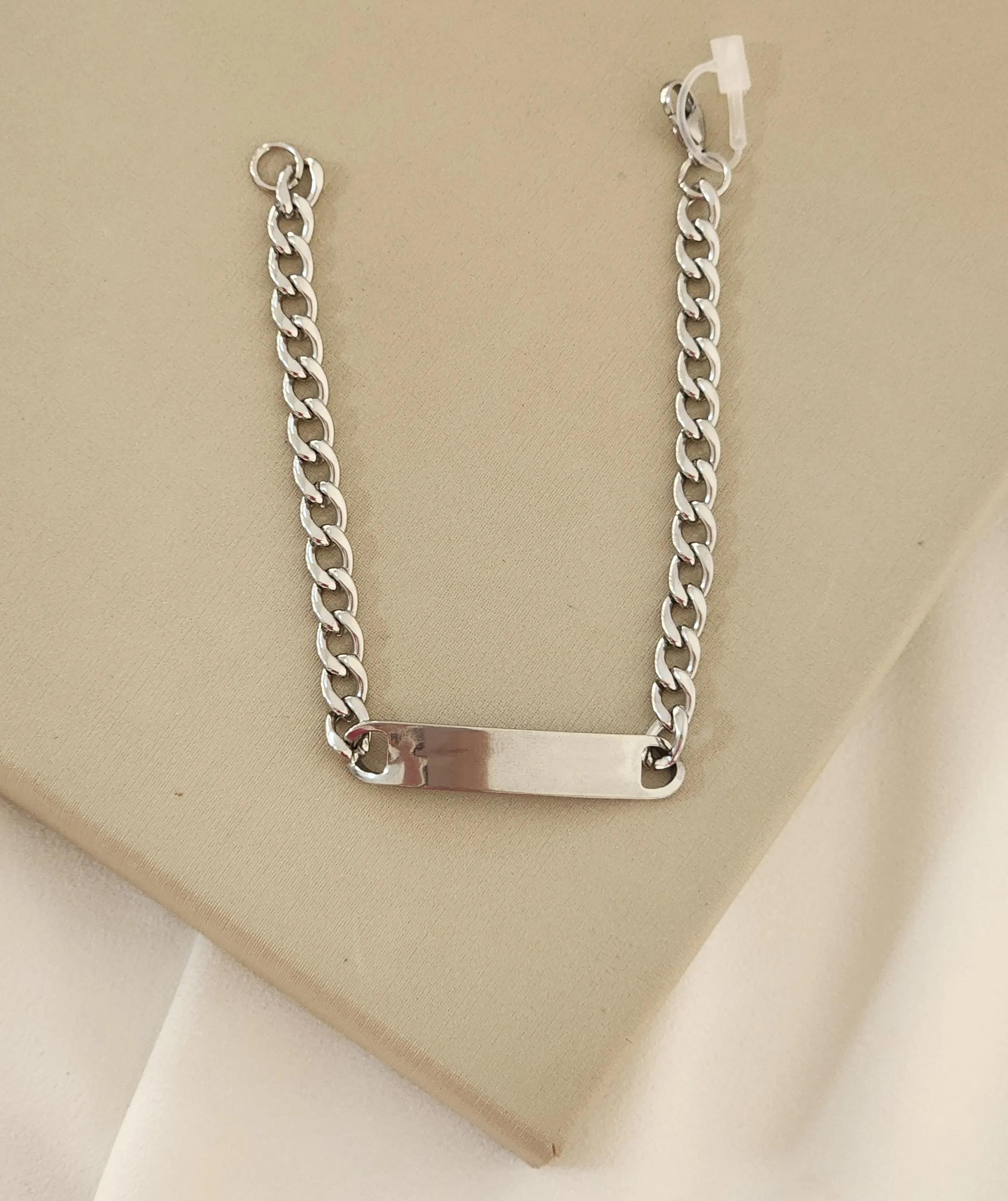 PULSEIRA ELO FINO COM CHAPINHA