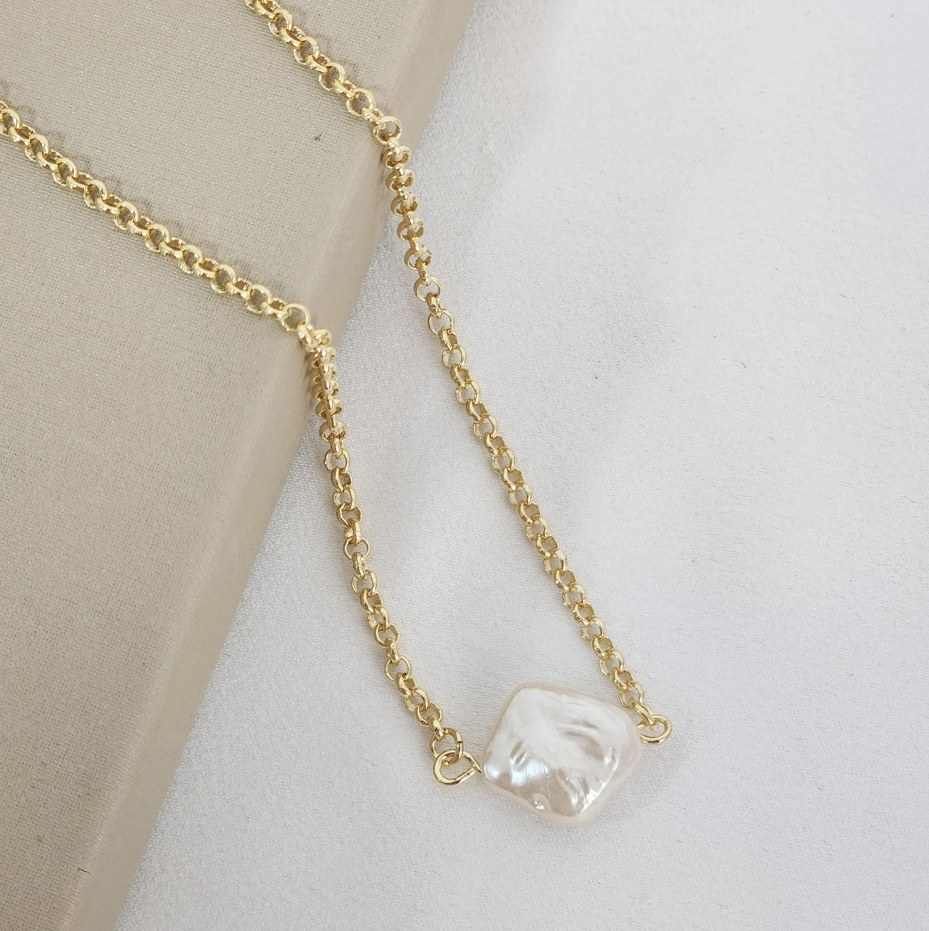 Colar Pérola Barroca banhado Ouro 18k