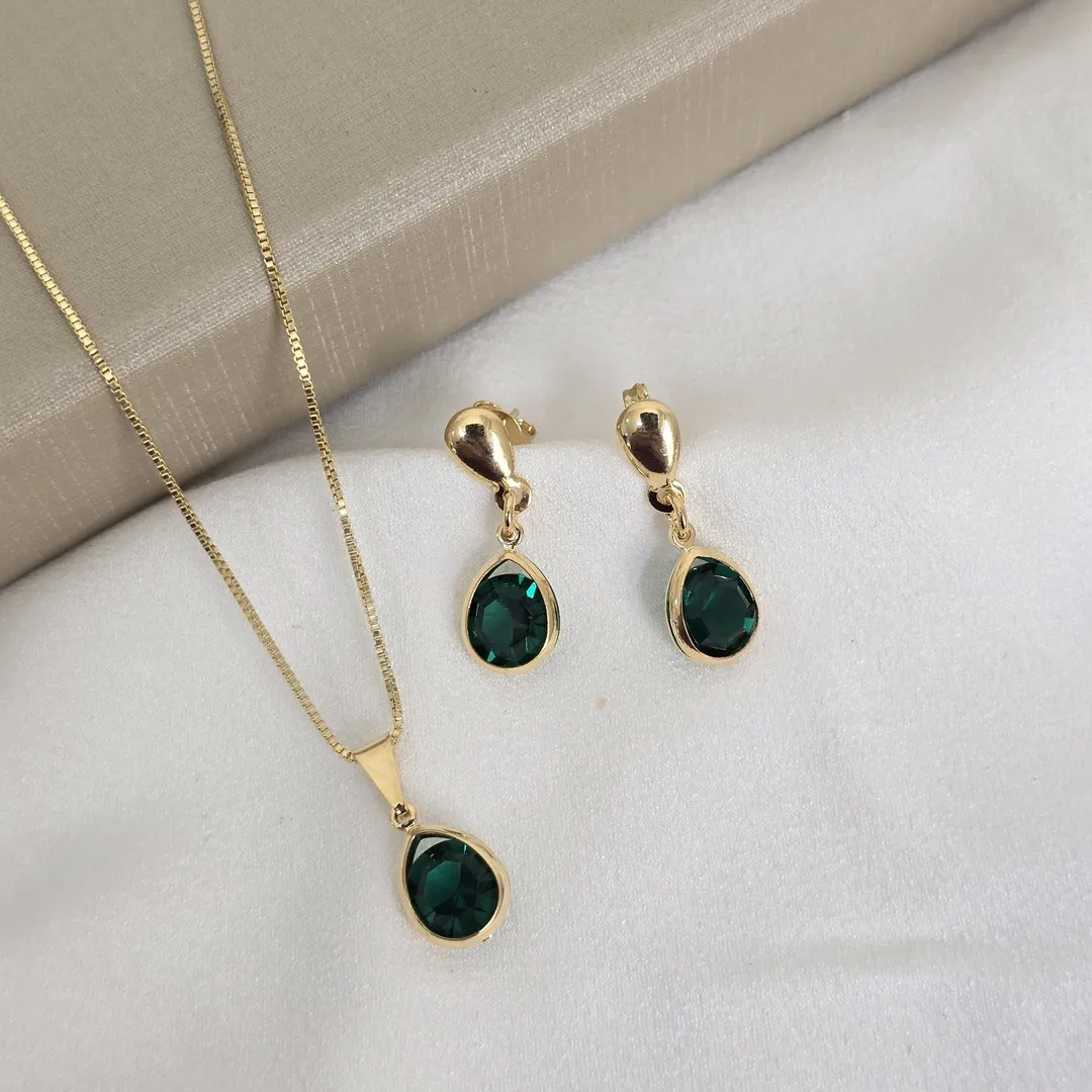 Conjunto Delicado com Zirconia Colorida