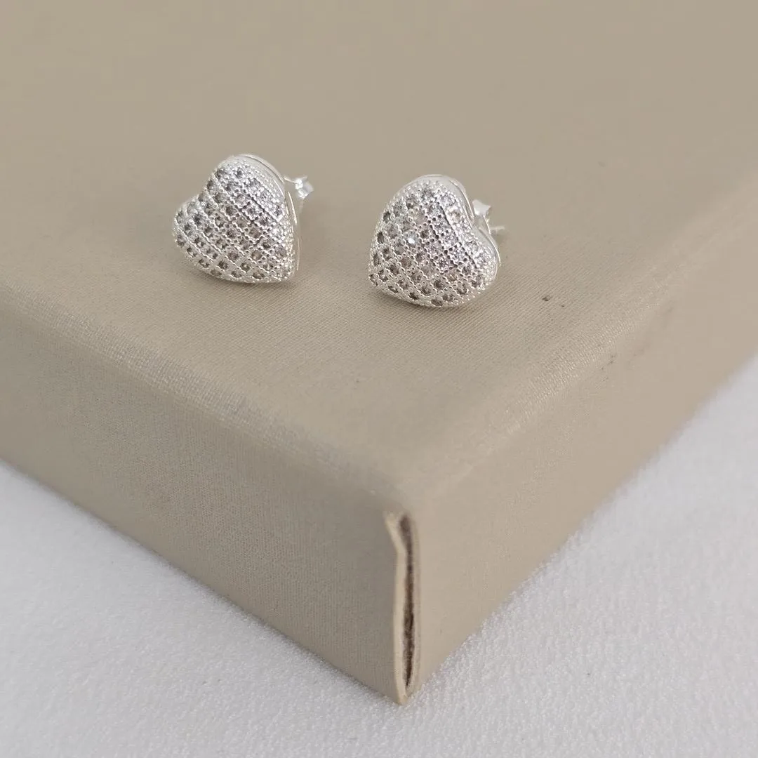 Brinco Pequeno Zirconia  Coração