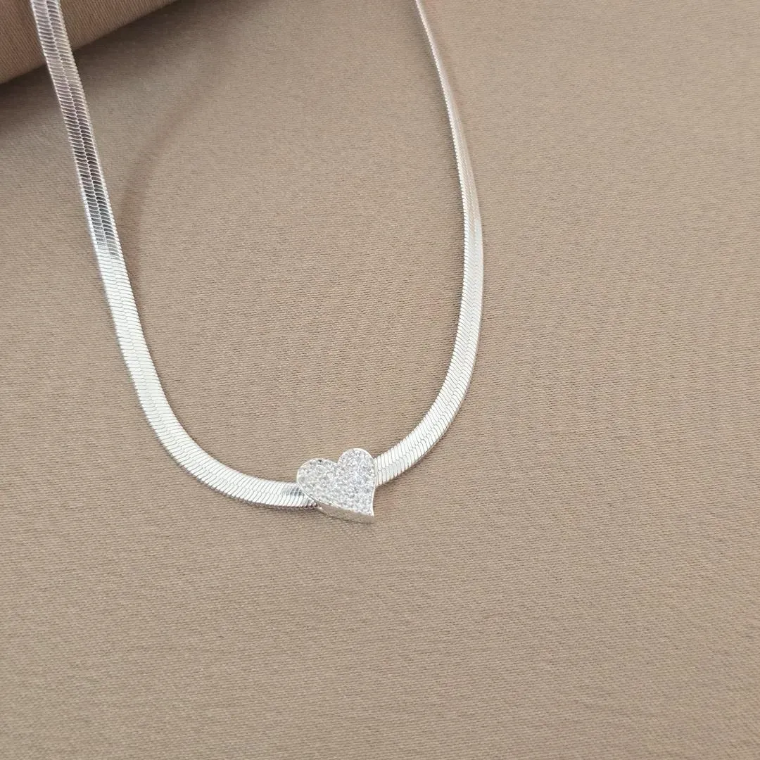 Choker Fita Coração de Zircônia