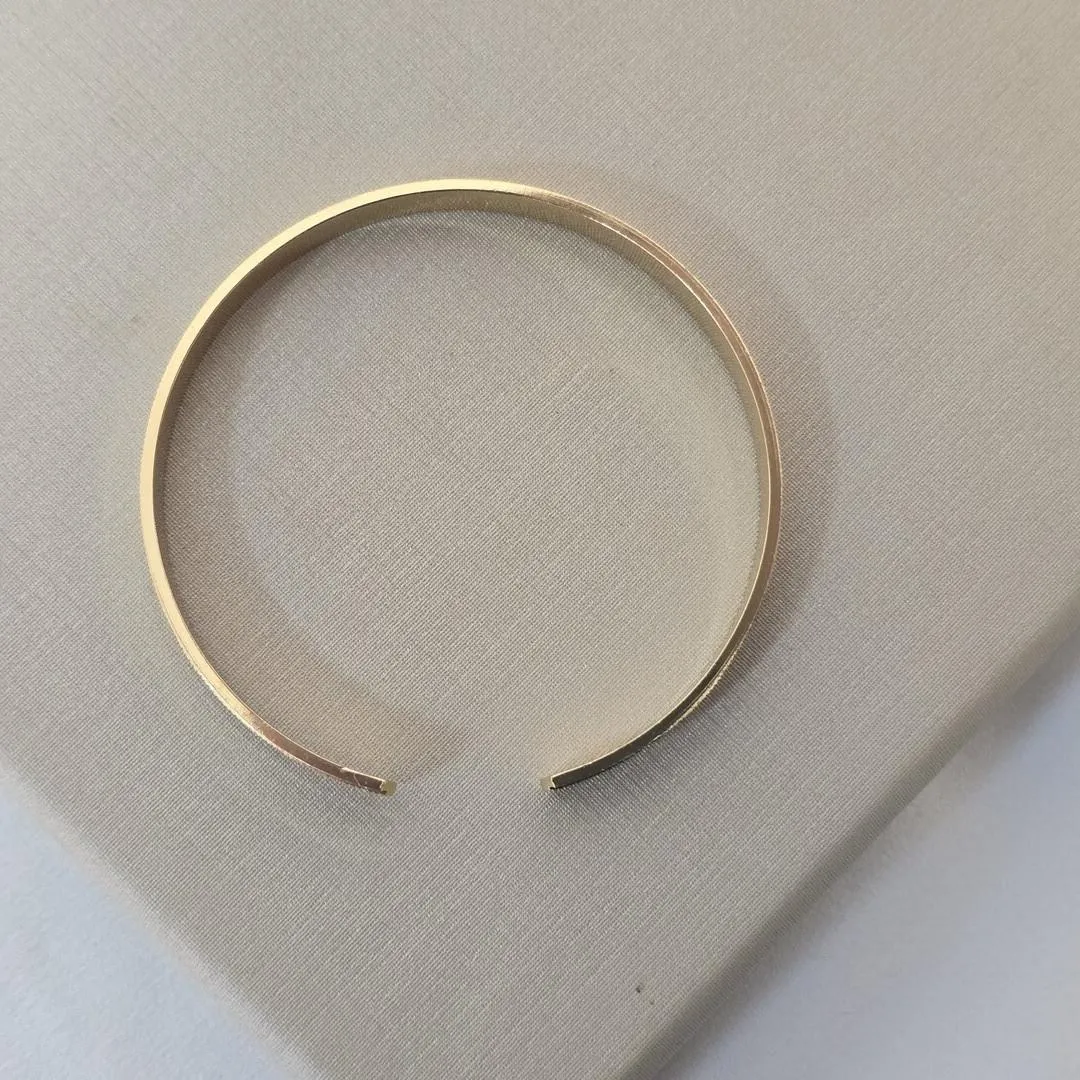 Bracelete Detalhado Orgânico