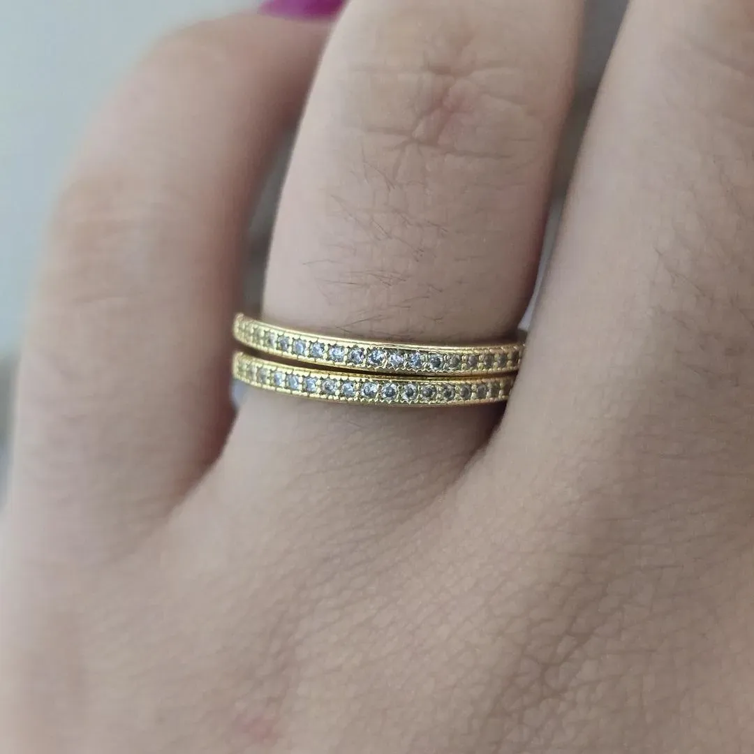 APARADOR CRAVEJADO ZIRCONIA