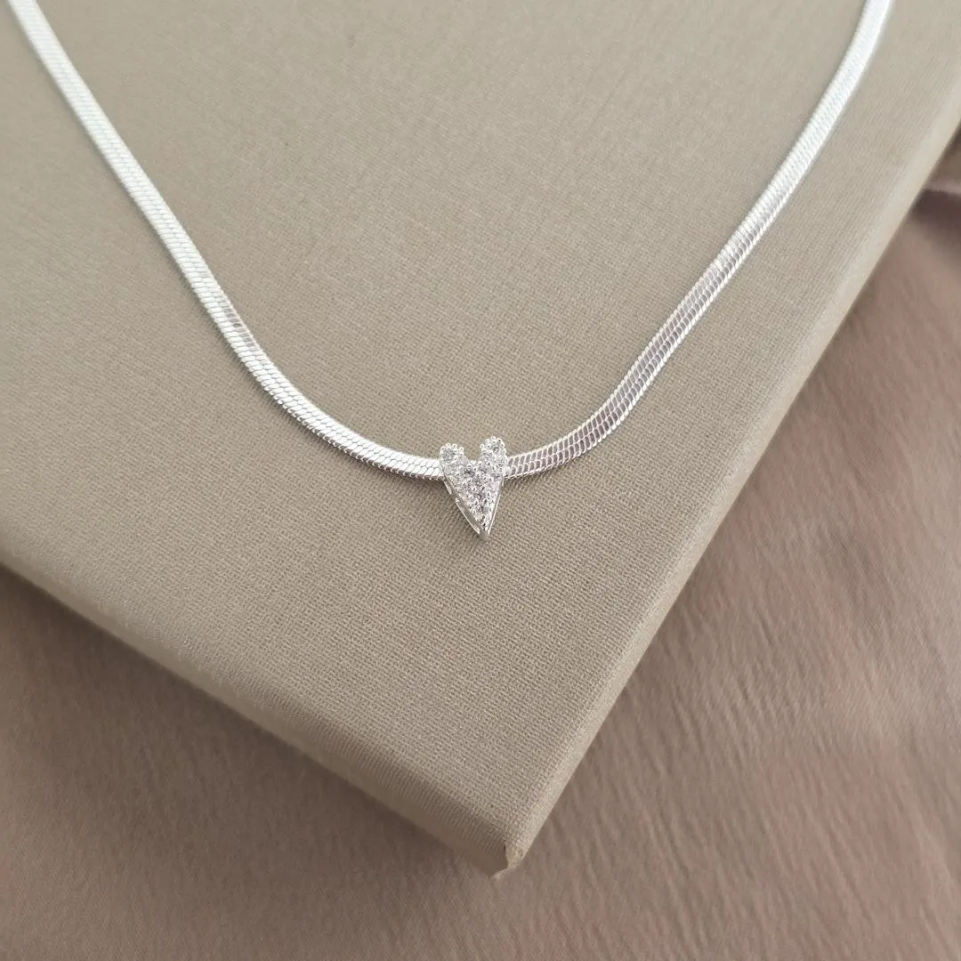 Choker Fita Coração de Zircônia