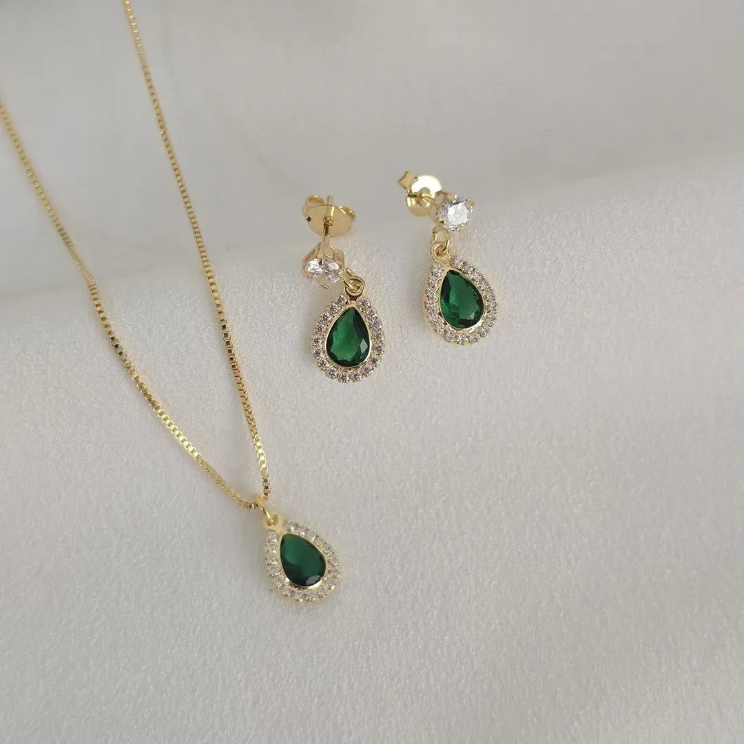 Conjunto Delicado Pedra e Zircônia