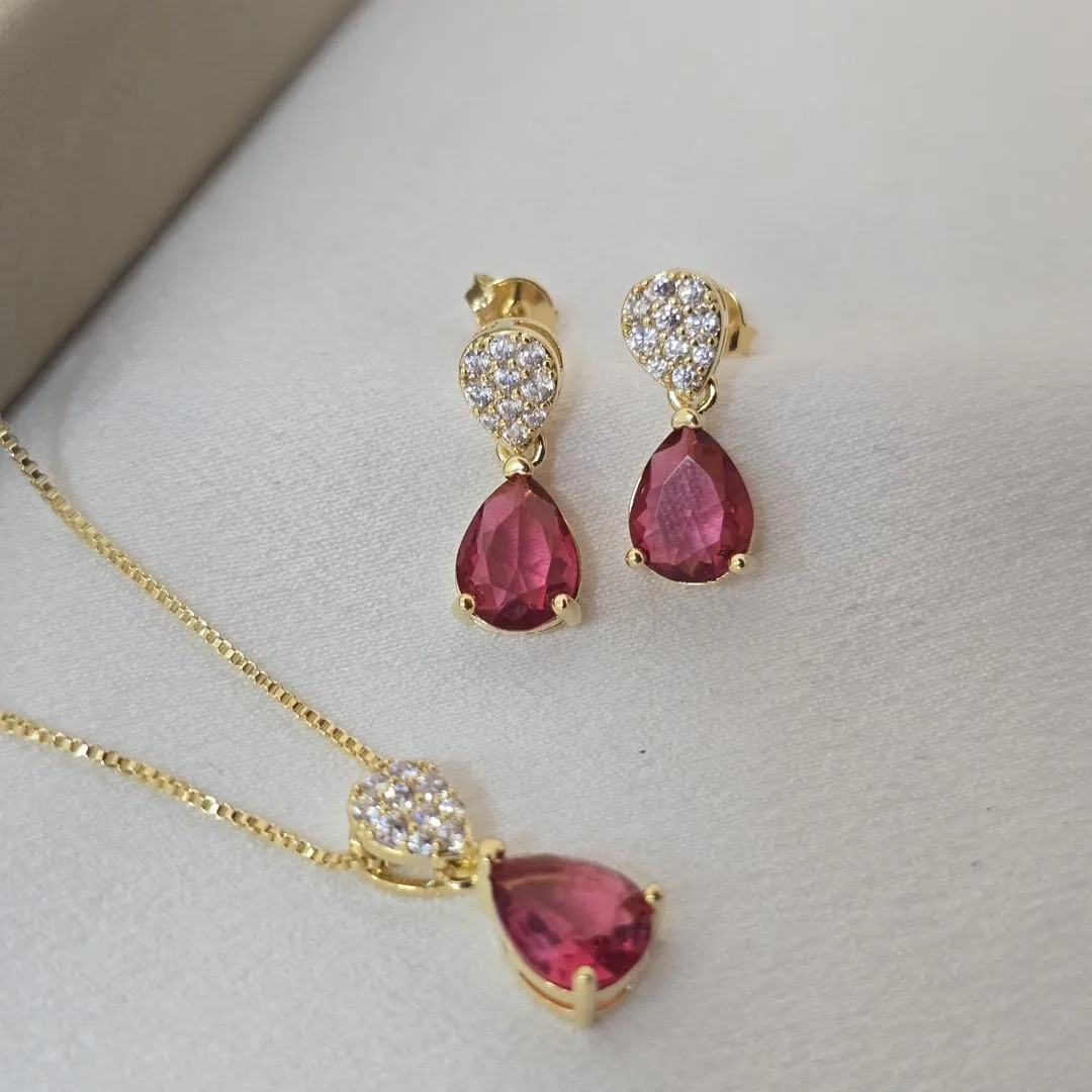 Conjunto Delicado Pedra e Zircônia
