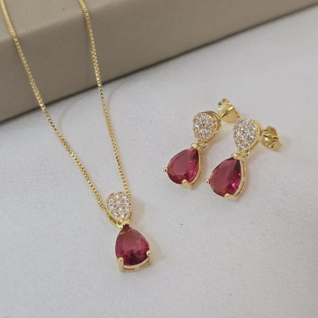 Conjunto Delicado Pedra e Zircônia