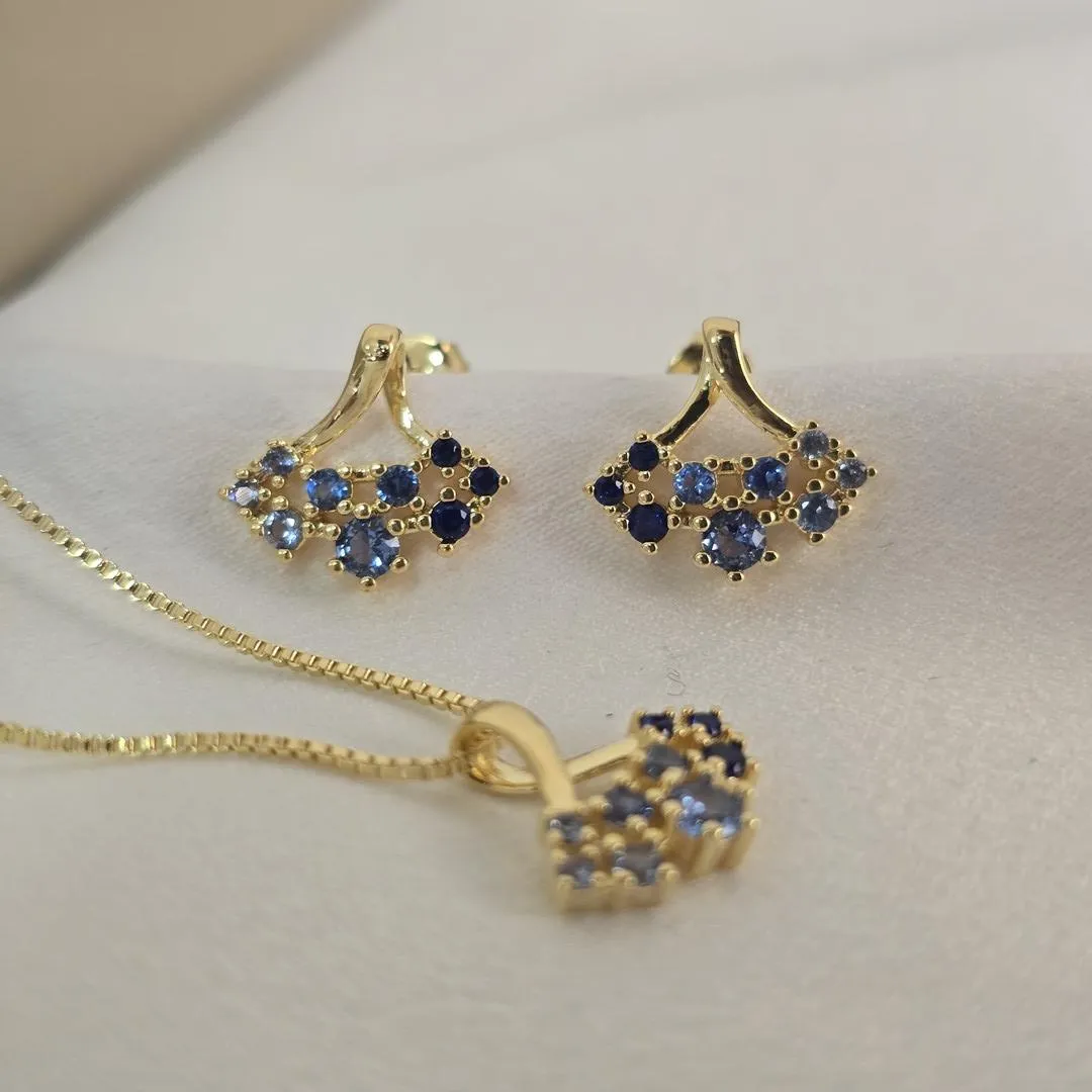 Conjunto Árvore Detalhe de Pedra
