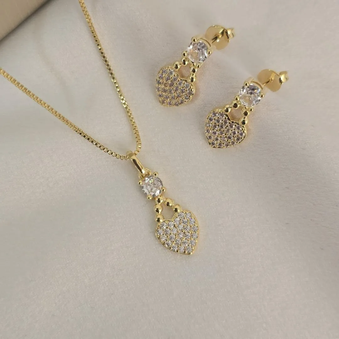 Conjunto Delicado Coração Zircônia