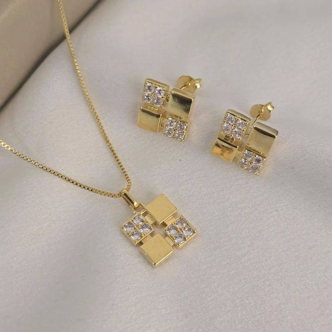 Conjunto Quadrado Liso e Zircônia