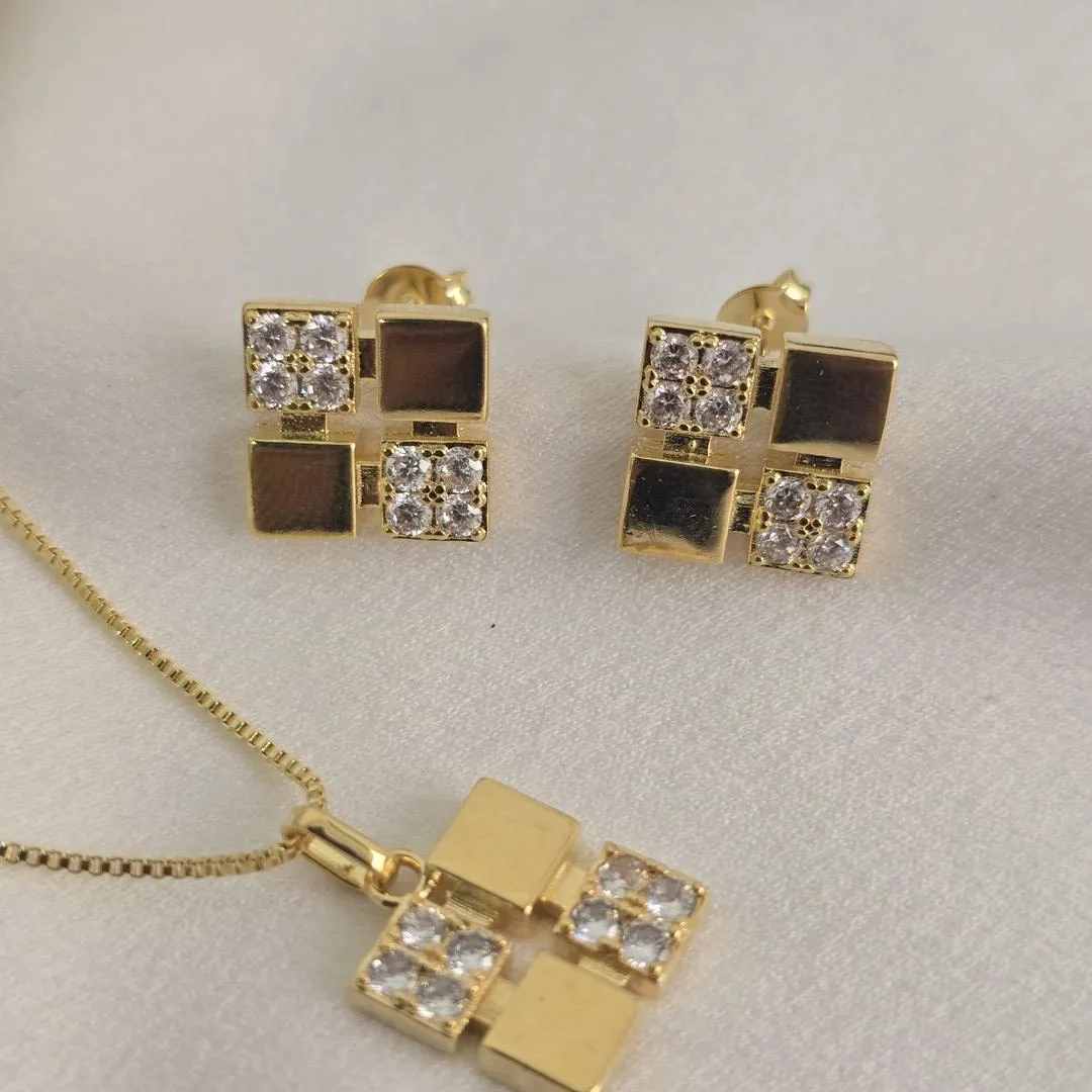 Conjunto Quadrado Liso e Zircônia