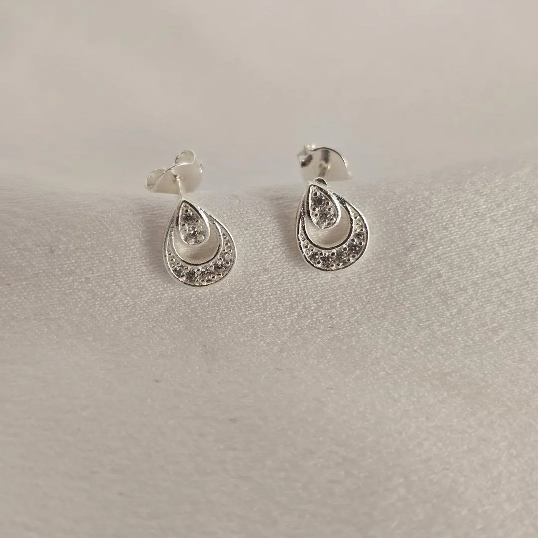 Brinco Delicado Gota Zircônia