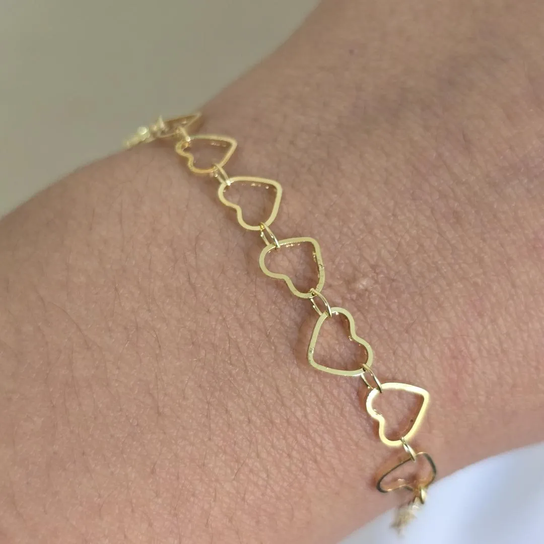 Pulseira Delicada Corações Medios