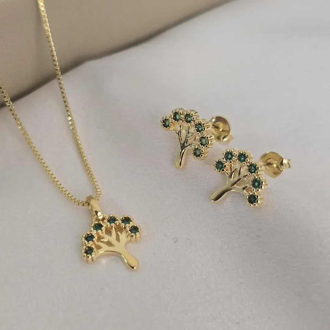 Conjunto Árvore Detalhe de Pedra
