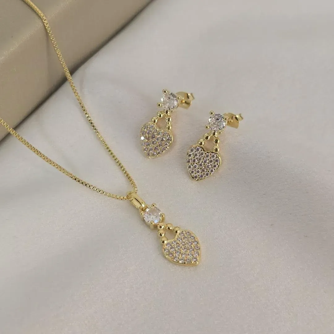 Conjunto Delicado Coração Zircônia