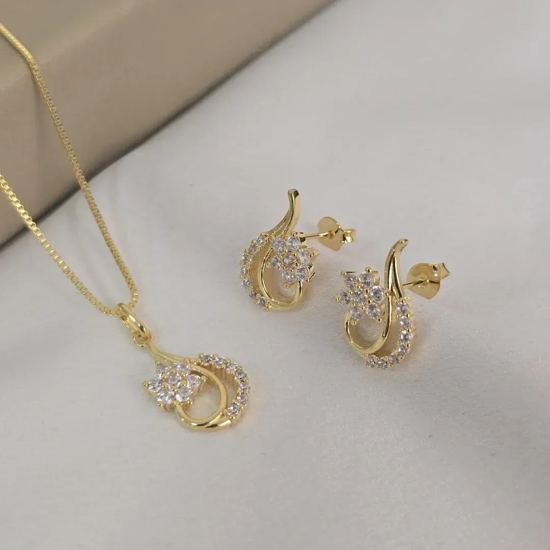 Conjunto Delicado Flor Zircônia