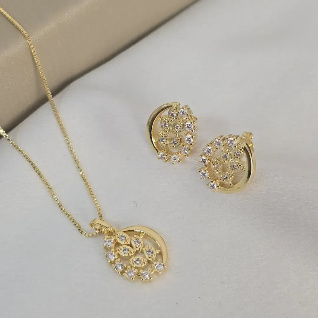 Conjunto Delicado Folhas Zircônia
