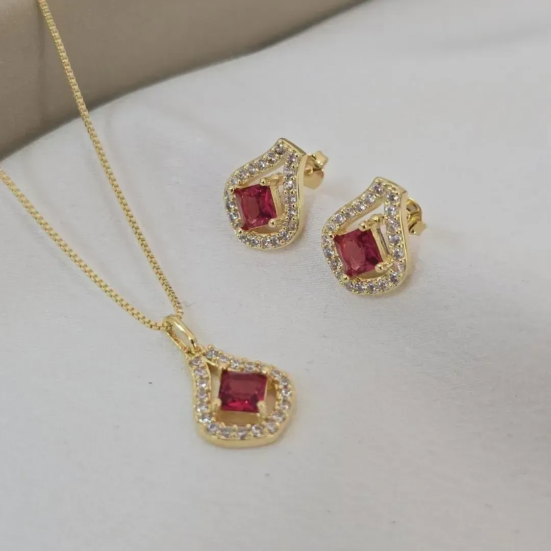 Conjunto Delicado Pedra e Zircônia