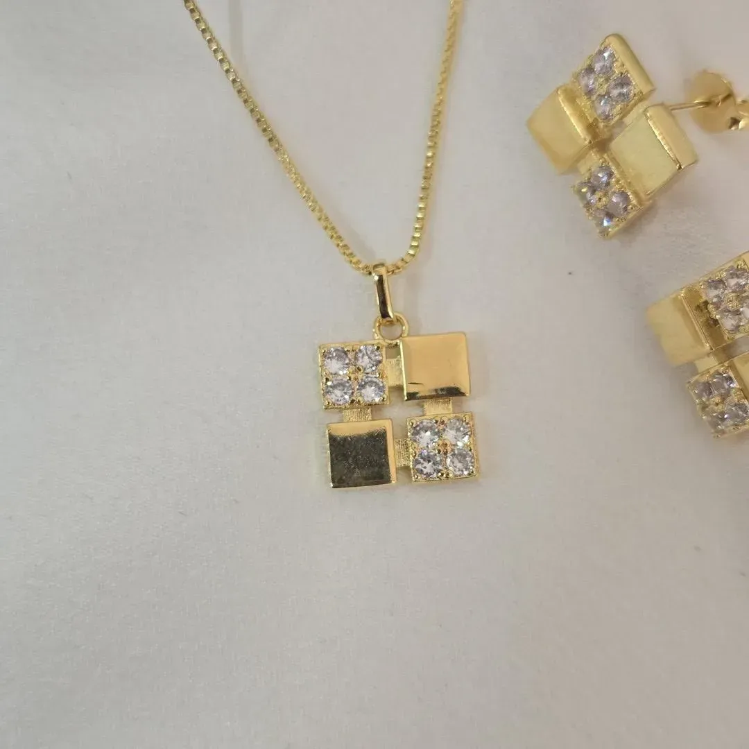 Conjunto Quadrado Liso e Zircônia