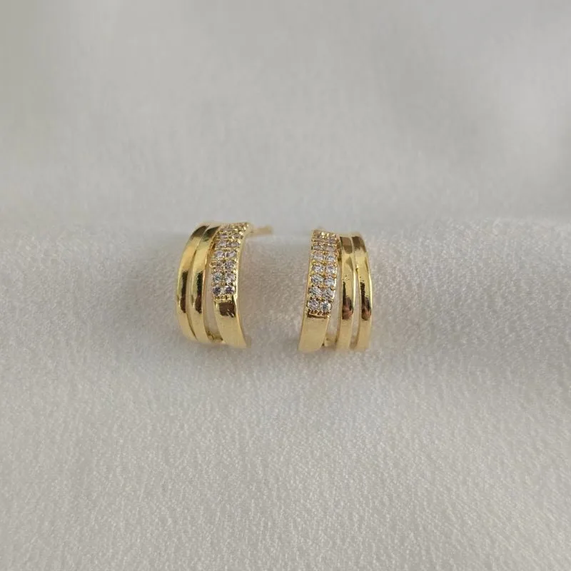 Argola Delicada Três Fios Zircônia