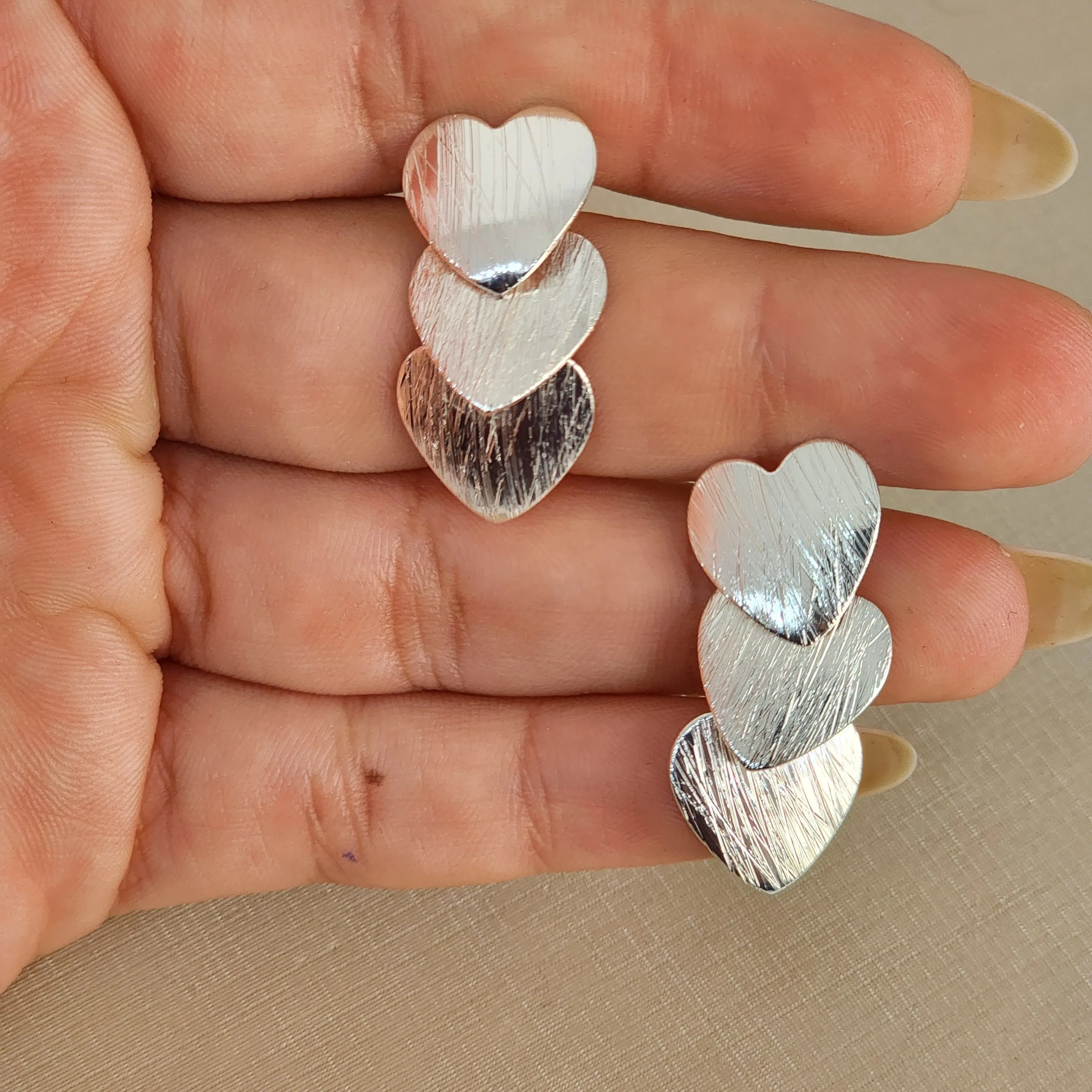 Brinco Liso Corações