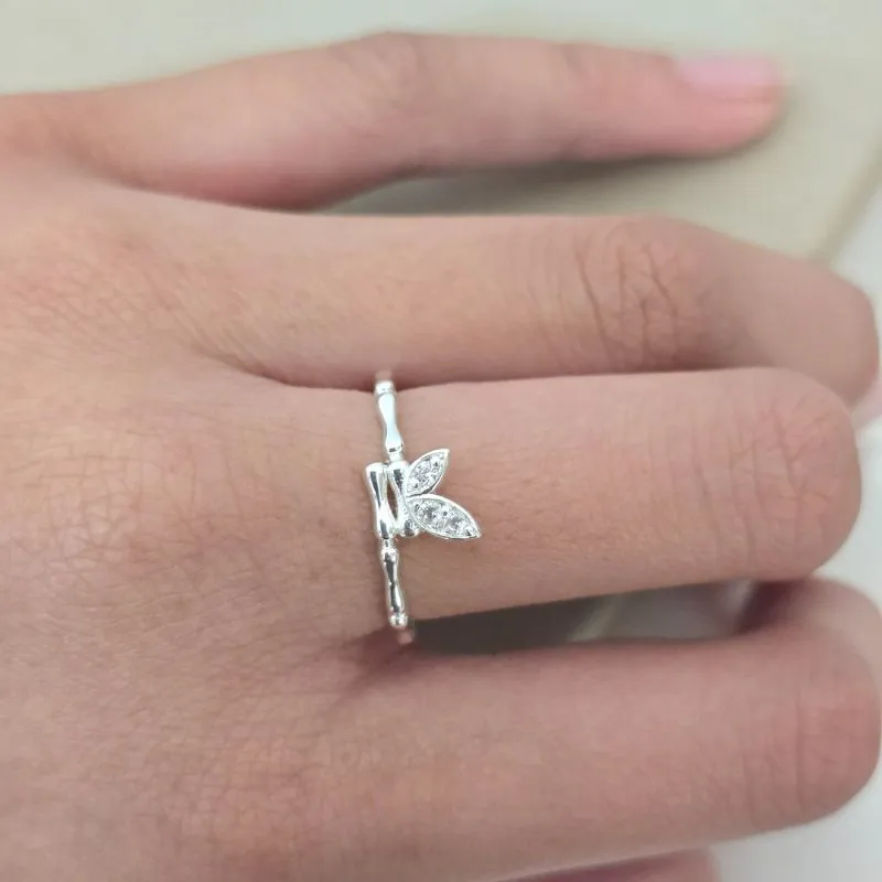 Anel Bambu/Borboleta Zirconia
